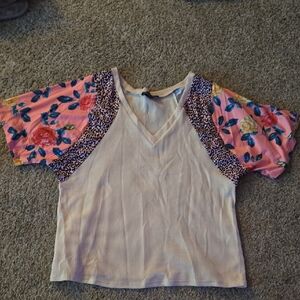 Elegant V-Neck Floral Sleeve Blouse